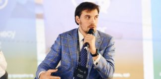 Гончарук Алексей Валерьевич (Гончарук Олексій) — биография. Премьер-министр Украины. Фейсбук. Возраст. Рост. Семейное положение. Партия