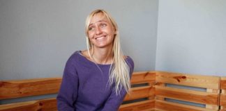 Устинова Александра Юрьевна (Устинова Олександра) -биография. Партия Голос. ЦПК. Винница. Фейсбук