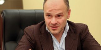 Радуцкий Михаил Борисович (Радуцький Михайло) — биография. Слуга Народа. Клиника Борис. Врач. Жена