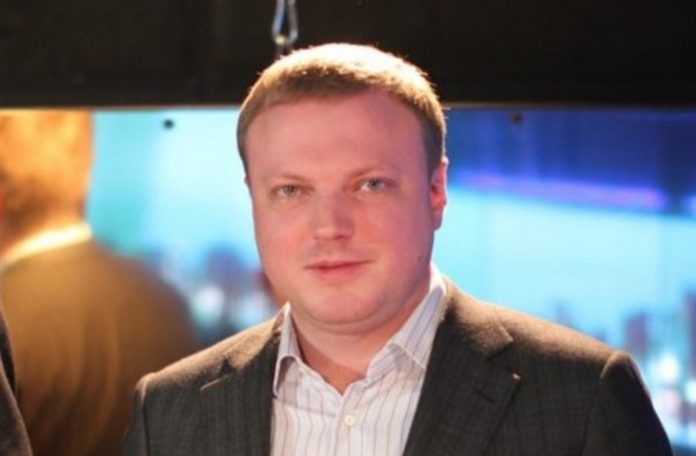 Олейник Святослав Васильевич (Олійник Святослав) - биография. Глава Днепропетровского облсовета. Днепр. Дети. Семья