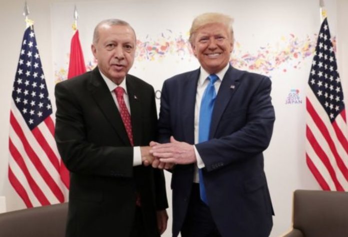 Дональд Трамп пообещал сегодня обнародовать стенограмму 1-го разговора с Зеленским