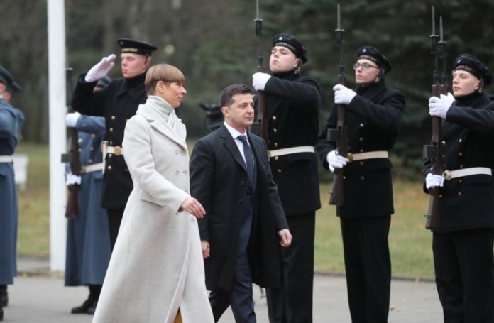 Зеленский отрицает о приостановку финансовой помощи на оборону от США