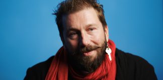 Евгений Чичваркин: Россия это рай, в котором временно правят черти Евгений Чичваркин: Россия это рай, в котором временно правят черти