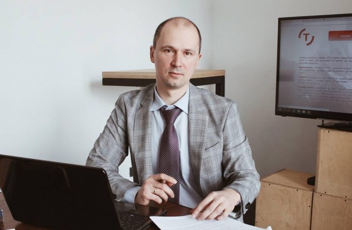 Тарасенко Тарас Петрович - биография. Депутат. Адвокат. Слуга Народа