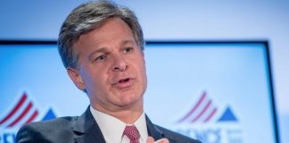 ФБР считает, что Украина не вмешивалась в выборы в США ФБР считает, что Украина не вмешивалась в выборы в США