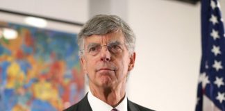 Представитель США Уильям Тейлор покинет свой пост 1 января Представитель США Уильям Тейлор покинет свой пост 1 января