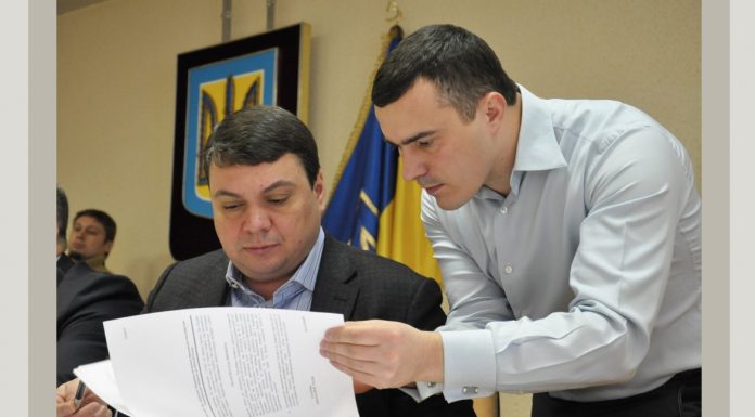 Суд оправдал бывшего чиновника Полтавской ОГА, подозреваемого во взяточничестве