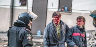 Представители пострадавших активистов на Институтской объявили отход новым прокурорам Представители пострадавших активистов на Институтской объявили отход новым прокурорам