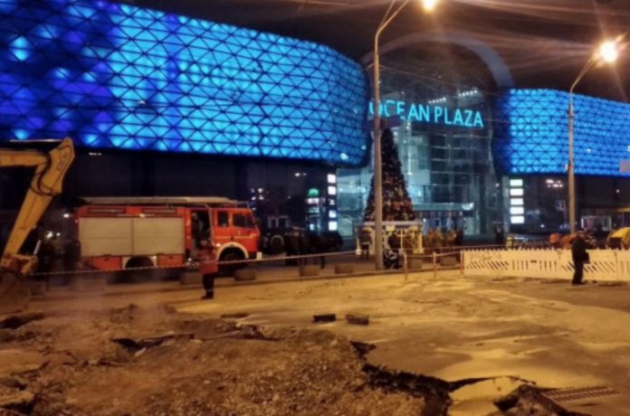 Торговый центр Ocean Plaza был затоплен кипятком