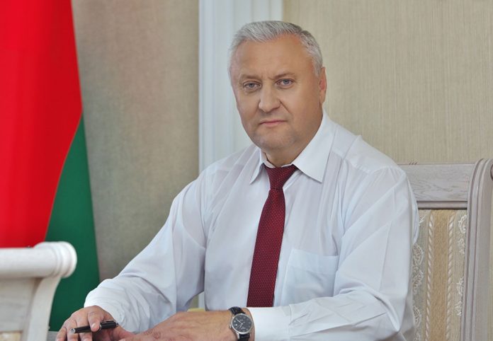 Дворник Владимир Андреевич - биография. Семья. Вице-премьер. Беларусь