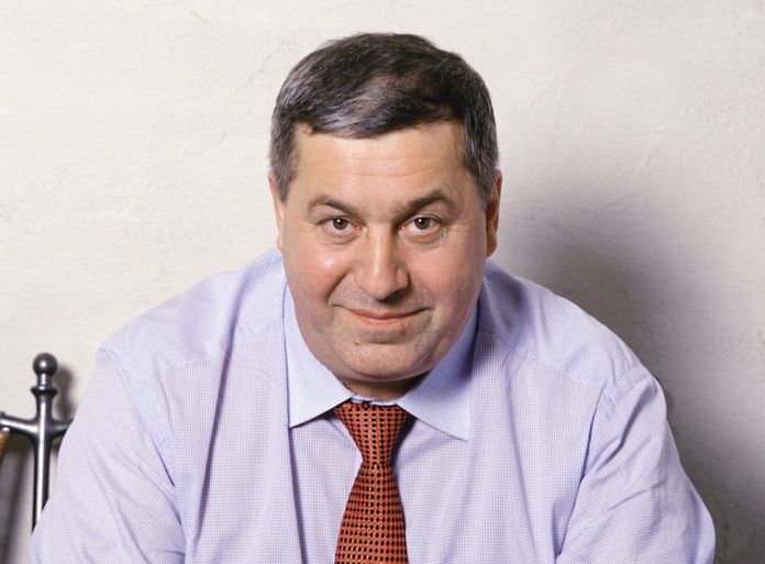 Гуцериев Михаил Сафарбекович - биография. Стихи. Дочь. Жена. Новости. Фото