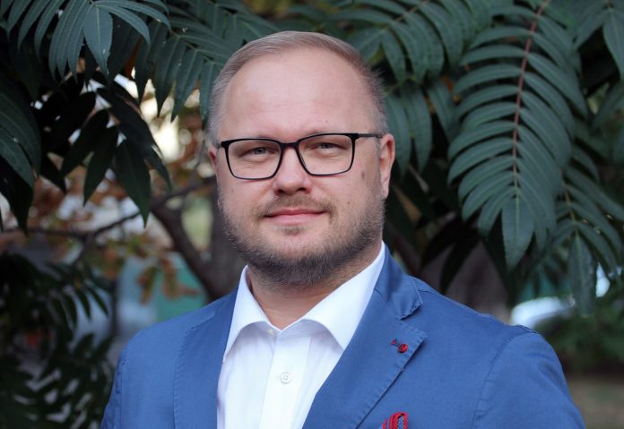 Полюхович Юрий Юрьевич (Полюхович Юрій) - биография. И.о. Министра образования и науки Украины. Декларация. Семья