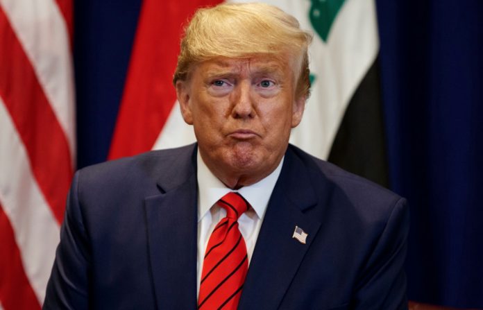 Американцам посоветовали носить маски, но Трамп отказался это делать