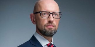 В МВД объяснили, почему Яценюк вместе с Аваковым летал в Черновцы В МВД объяснили, почему Яценюк вместе с Аваковым летал в Черновцы