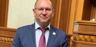 Депутат Шевченко призывает членов «Слуги Народа» выступить против Авакова Депутат Шевченко призывает членов "Слуги Народа" выступить против Авакова