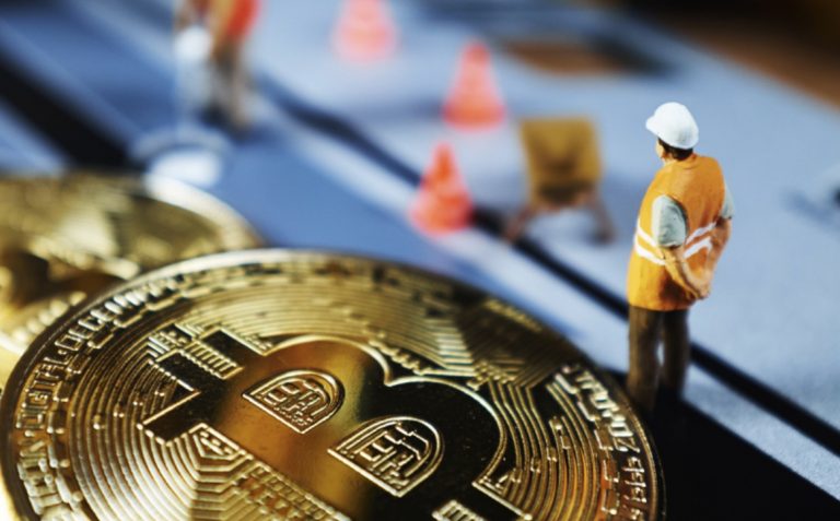 Glassnode: Майнеры продолжают накапливать BTC в больших количествах